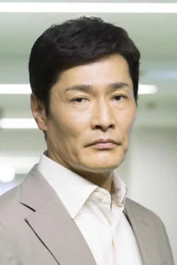 上村祐翔